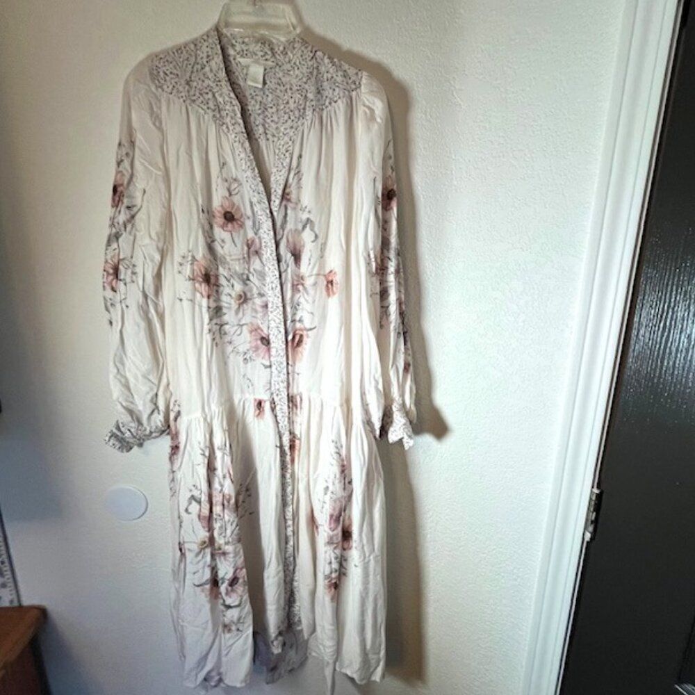 H&M Cream and Pink Floral Dropped Waist Shirt Dress-  Size 4